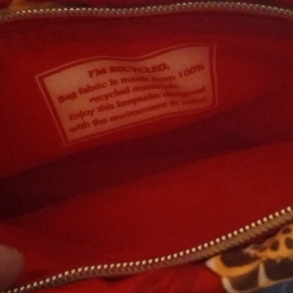 Estee Lauder makeup bag - Picture 3 of 3